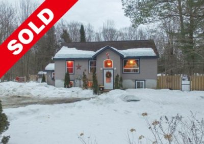 30 MacNaughtan Court