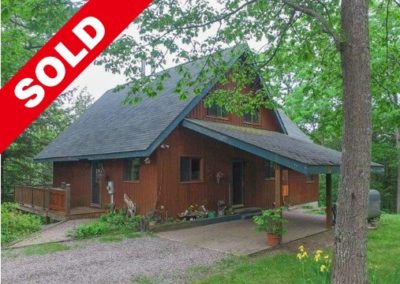 1090 Hallett Rd, Muskoka Lakes